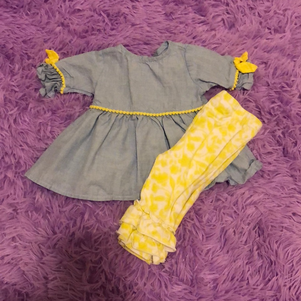 Crown & Ivy baby girl matching set